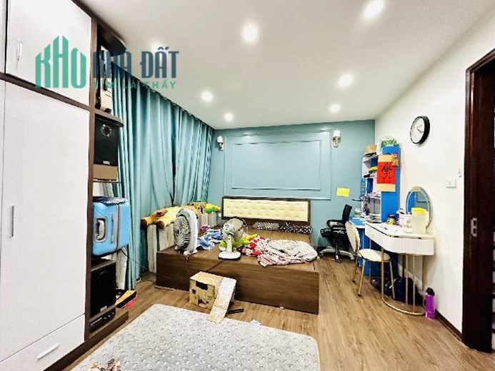 Bán nhà Phạm Ngọc Thạch 35m x 5T Lô Góc 2 sáng 15m ra ô tô siêu hiếm 4 tỷ