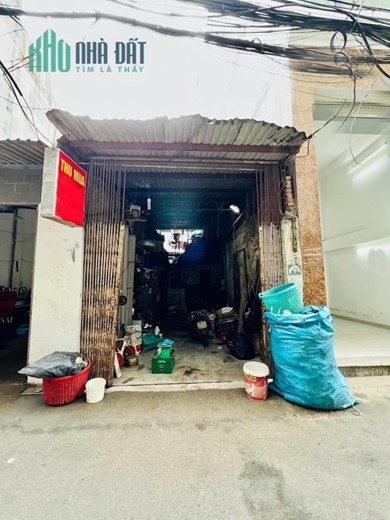 CẦN BÁN 58M ĐẤT NGỌC LÂM LONG BIÊN-VỊ TRÍ ĐẸP-ÔTÔ TẢI ĐỖ CỬA-TIỆN ÍCH-NHỈNH 6TỶ