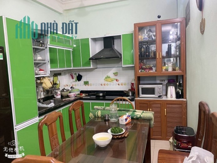 Bán nhà Đặng Văn Ngữ 37m*5T lô góc gần HV ngân hàng 4 tỷ