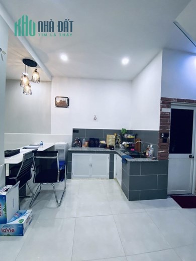 QUẬN 5 MỚI ĐẸP 45M2 - 3 BƯỚC RA MẶT TIỀN  - CHỈ 4 TỶ x