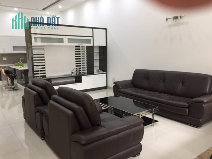 Cho thuê biệt thự Him Lam Kênh tẻ, ngang 10m