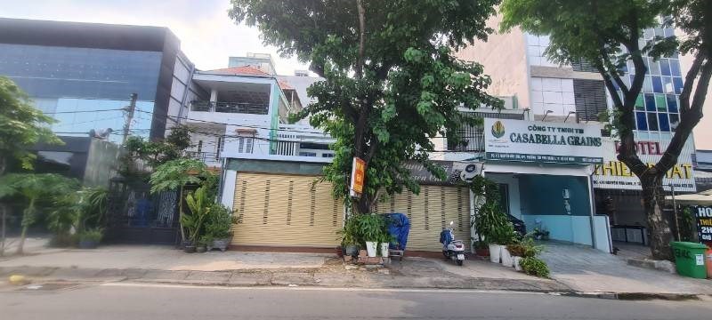 Cho Thuê 2 Căn Nhà Liền Kề Mặt Tiền Nguyễn Văn Linh