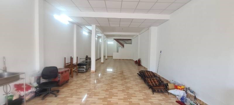 Cho Thuê 2 Căn Nhà Liền Kề Mặt Tiền Nguyễn Văn Linh