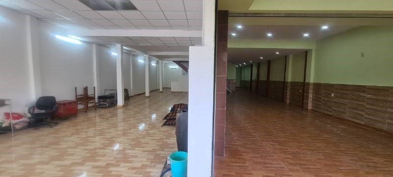 Cho Thuê 2 Căn Nhà Liền Kề Mặt Tiền Nguyễn Văn Linh