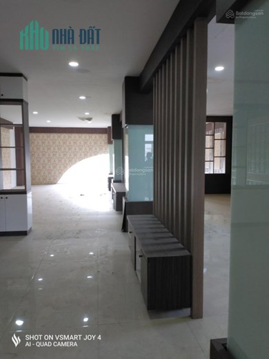 Chính chủ ( KHÔNG QUA TRUNG GIAN ) cho thuê toà nhà làm văn phòng / showroom/ phòng khám/ trung tâm