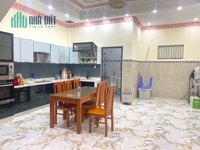 Nhà phố 3 lầu ST mặt tiền Nguyễn Văn Quỳ, Phường Phú Thuận, Quận 7
