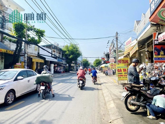 MẶT TIỀN NGUYỄN VĂN QUÁ Q12 CẦN BÁN - DÒNG TIỀN 50 TRIỆU/THÁNG - SỔ VUÔNG VỨC ĐẸP
