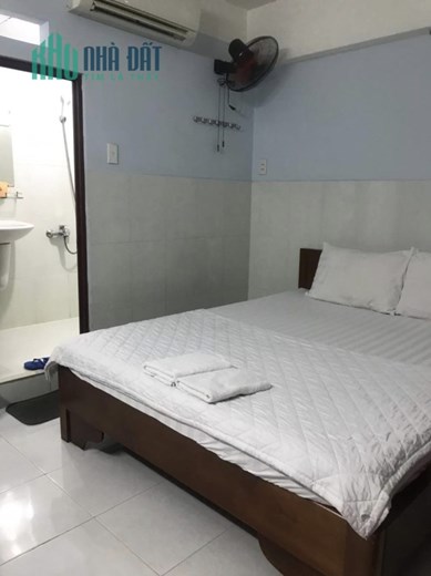 Bán khách sạn + giấy phép kinh doanh, hẻm xe hơi Nguyễn Ảnh Thủ, ngang rộng hơn 30 phòng, doanh thu