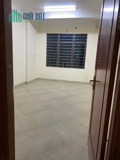 Cần Tìm Khách Thuê Nguyên Căn kinh doanh mặt phố Giáp Nhất, quận Thanh Xuân