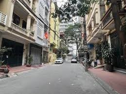 Chính chủ bán nhà phân lô 6 tầng,Nguyễn Phong sắc dt62m2, mặt tiền 5m giá 15,6tỷ ôtô tránh nhau