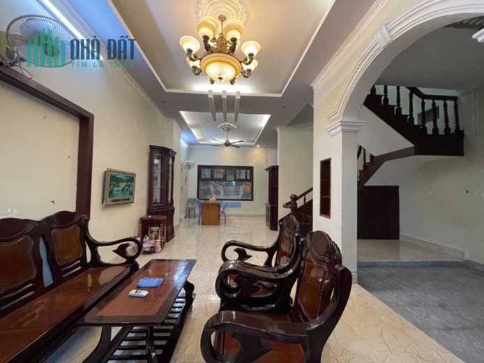Cần cho thuê nhà nguyên căn tại 180/1 Ba Cu Vũng Tàu giá 15 triệu/tháng