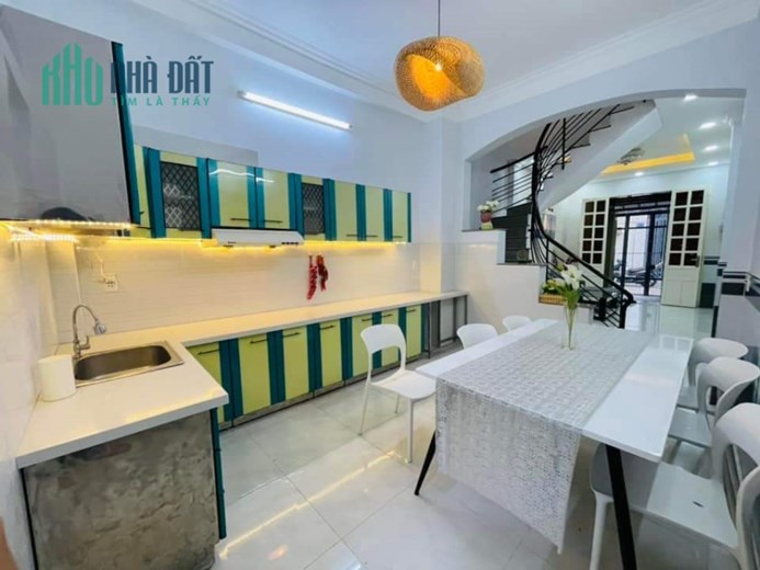 Bán Nhà Phạm Thế Hiển, Bùi Minh Trực P5 Quận 8, 4 Tầng,  Ô tô, Kinh Doanh