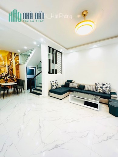 NHÀ LÔ GÓC ĐỘC LẬP MIẾU HAI XÃ XÂY MỚI ĐẸP LONG LANH
