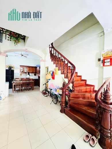Bán nhà phân lô , vỉa hè , ô tô , thang máy 55m2 giá 11 tỷ , mua bán nhà phố Mai Dịch Hà Nội