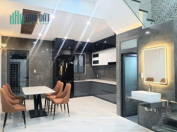 Cần bán nhà 3 mê Lỗ Giáng 24  gần chợ Hòa Xuân - Gần Showroom Tiến Thu
