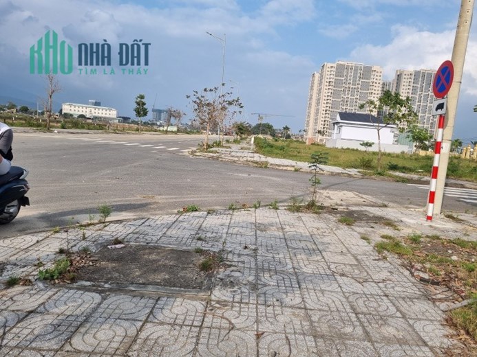 SỞ HỮU LÔ ĐẤT GÓC DIỆN TÍCH 425M2 KDT Bàu Tràm Lakeside giá rẻ 10.X tỷ