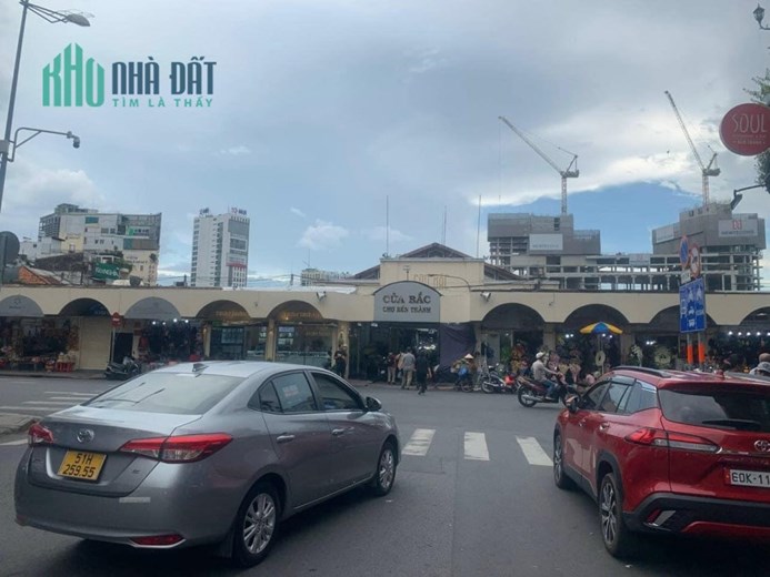 NHÀ MỚI ĐẸP- NGAY CỬA BẮC CHỢ BẾN THÀNH .KHU VIP Q1 .76M2 .GIÁ 22TY