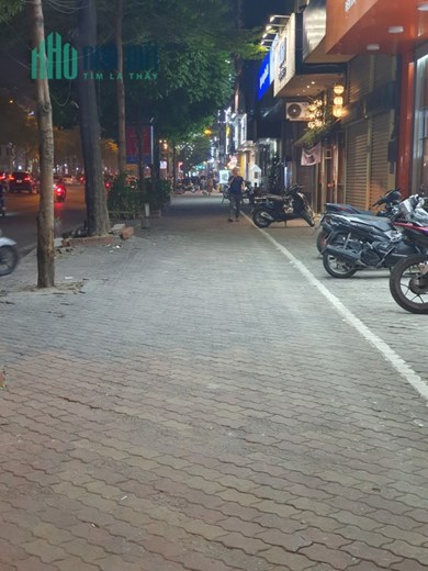 Chính chủ cần bán nhà mặt phố Xã Đàn lớn, Phường Phương Liên, Đống Đa, Hà Nội.
