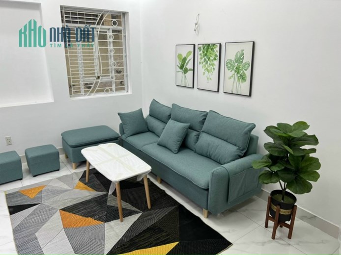 Bán nhà độc lập - lô góc ngõ 72 Nguyễn Công Trứ, 31m 3 tầng GIÁ 1.8 tỉ