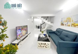 Bán nhà ngõ 46 Lạch Tray, 62m 2.5 tầng GIÁ 2.95 tỉ sân cổng riêng, ngõ nông