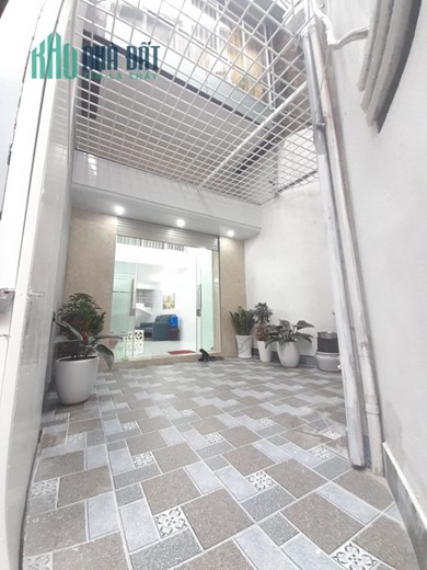 Bán nhà ngõ 46 Lạch Tray, 62m 2.5 tầng GIÁ 2.95 tỉ sân cổng riêng, ngõ nông