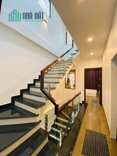 Bán nhà phân lô 654 Ngô Gia Tự, 75m 3 tầng GIÁ 5.9 tỉ độc lập dân xây chắc đẹp