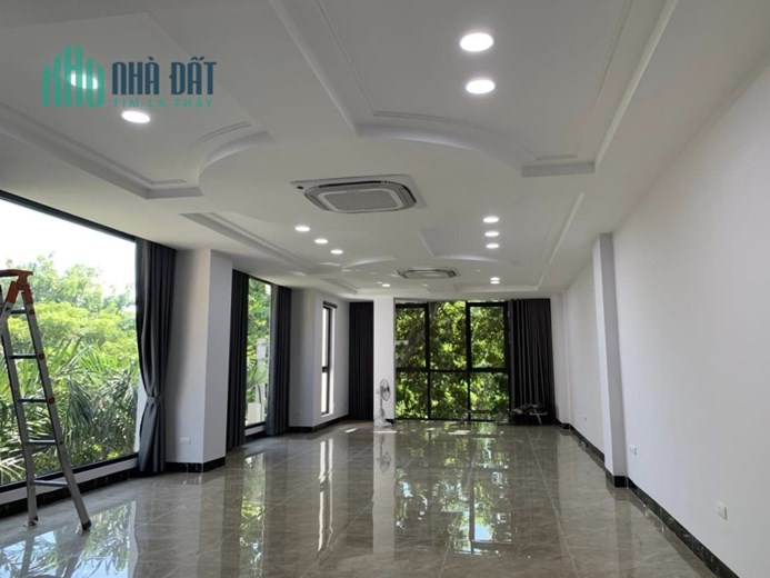 TOÀ BUILDING LÔ GÓC PHỐ HOÀNG CẤU - VIEW VƯỜN HOA. 75M X 8T. GIÁ 37 TỶ