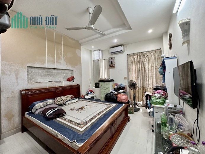 BÁN NHÀ HXH THÔNG 4Mx16M 4TẦNG ĐƯỜNG LÝ THƯỜNG KIỆT QUẬN TÂN BÌNH.