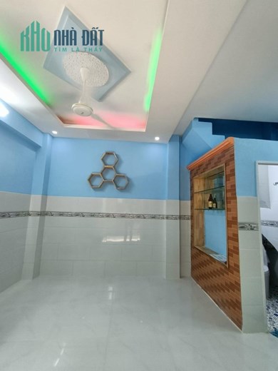 QUẬN 6, 2 Căn Ra HXH Đành Bán Lổ Giảm 400 Triệu , Nhà DT 6.2x3.6m 2 Tầng 2PN 2WC , Chỉ 2 Tỷ x