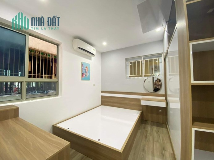 Bán căn hộ cc dt 53 mét 2 ngủ 2 wc tầng thấp k phụ thuộc thang máy giá 1tỷ490tr