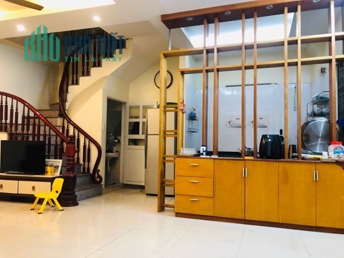 CHÍNH CHỦ A DUY CẦN B.Á.N GẤP CĂN NHÀ NGÔ QUYỀN HĐ - DT 35M x 4T MT 6M