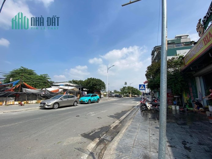 ô tô , kinh doanh ,55m2 giá 6 tỷ 5 ,mua bán nhà riêng Lê Quang Đạo Mỹ Đình