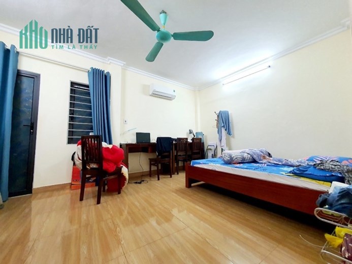 Bán nhà Giáp Nhị, Hoàng Mai 30m2x5T ngõ thông ô to 3.4 tỷ