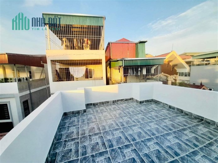 Nhà Đẹp Bồ Đề 60m2, 5T, hơn 6 tỷ Long Biên Hà Nội.