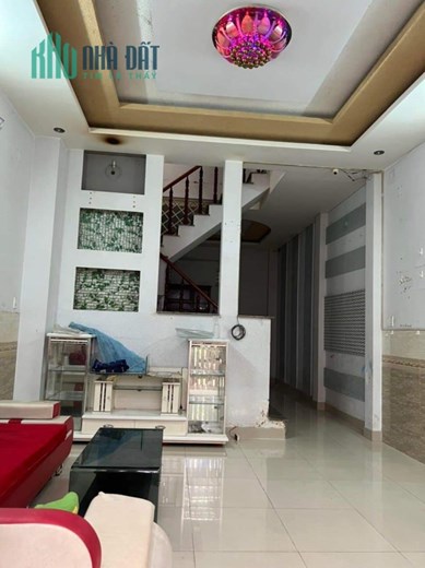 Bán nhà đường Mã Lò Bình Tân 4.5 x 13 đúc 3 tấm hẻm xe hơi gần mặt tiền gần bệnh viện quận Bình Tân.