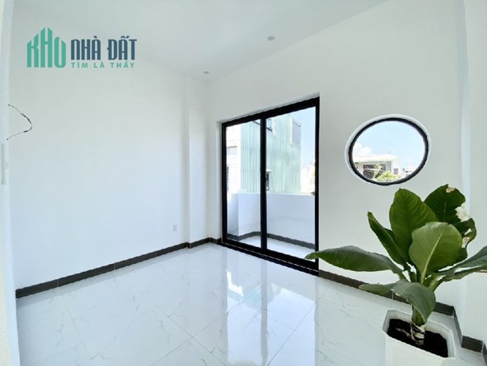 Bán nhà 3 tầng Phạm Văn Nghị, Nhà mới Kiên Cố. Giá 3,x tỷ