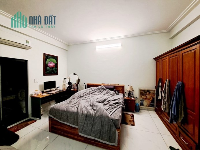 NGHI TÀM - MẶT TIỀN KHỦNG, 3 THOÁNG, Ô TÔ 10M, BAO SANG TÊN 9.2 TỶ