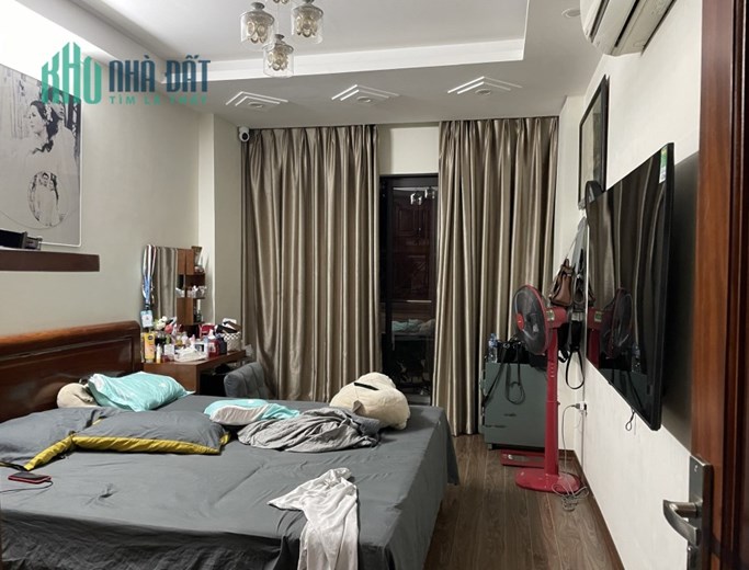 HIẾM - BÁN NHÀ RIÊNG PHỐ TÂY SƠN: 60M2, GẦN PHỐ, NGÕ RỘNG THÊNH THANG, CHỈ HƠN 8 TỶ