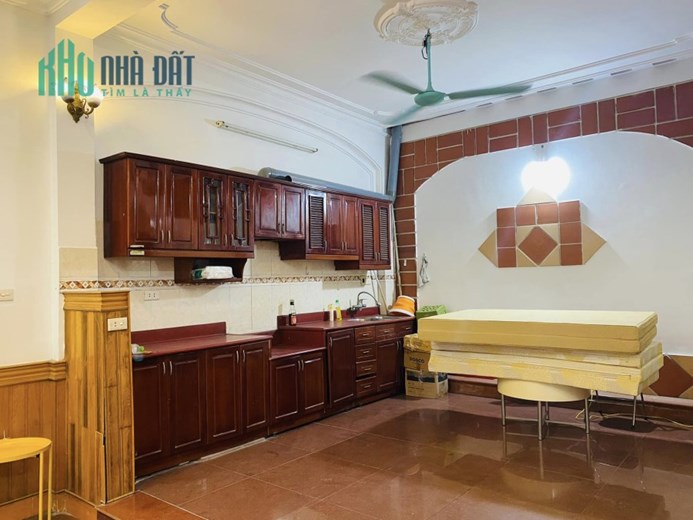KHU PHÂN LÔ , TRẦN QUỐC HOÀN , MẶT TIỀN BỀ THẾ , KINH DOANH