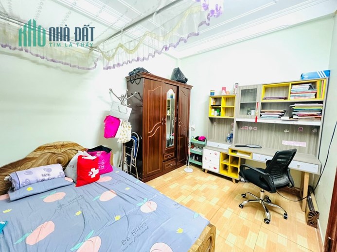PHÂN LÔ Ô TÔ - PHỐ MAI DỊCH - CẦU GIẤY - NGÕ THÔNG - VỈA HÈ RỘNG - 50M2 X 4 TẦNG - MT 4.1M - Ở VÀ
