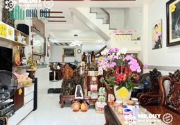 Bán nhà biệt thự Tân Phú giáp Tân Bình 90m2 ngang 6m vuông đẹp có gara ô tô