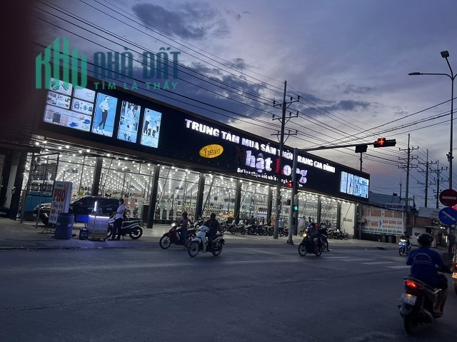 BÁN NHÀ LONG AN - CÁCH CHỢ, KHU KCN TÂN TẠO 20 PHÚT