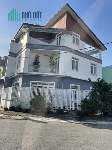 Biệt thự 1 trệt 2 lầu, 220mv full thổ cư P.Lái Thiêu Thuận An 10.5 tỷ. Lh:0982910958.