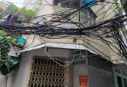 Nhà góc 2 MT hẻm đường Sư Vạn Hạnh, 3 tầng, chỉ 9 triệu