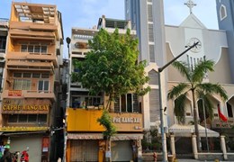 MBKD Lý Thái Tổ, Q10 - gần Ngã 7, vỉa hè rộng