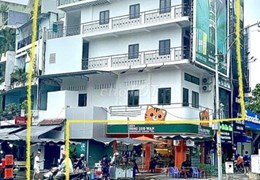 Nhà 4 tầng MT Lý Thái Tổ, ngay vòng xoay Ngã 7, 35 triệu