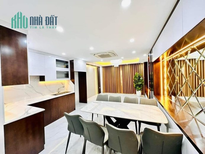 PHÂN LÔ VIP TRUNG KÍNH -  Ô TÔ 7 CHỖ DỪNG ĐỖ - GARA Ô TÔ. 58M X 5T. GIÁ 12 TỶ