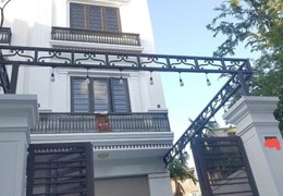 Bán nhà tuyến 2 Trung Hành, 75m 4 tầng GIÁ 4 tỉ sân cổng riêng, ô.tô để trong nhà