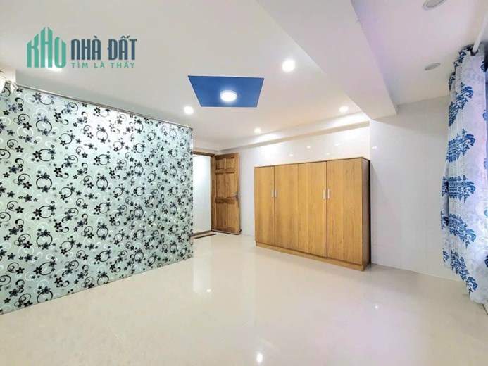 Bán nhà 3 tầng HXH, Lê Văn Thọ, 4x11m, vuông vức chỉ 3.99 tỷ TL
