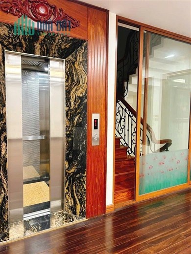 Chính chủ cho thuê nhà căn góc Mới 111m2x 5T, Kinh Doanh, VP, Yên Phụ- 39 Tr